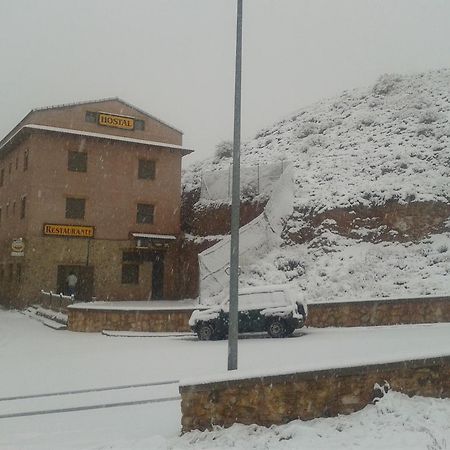Hostal El Olmo Камарена-де-ла-Сьерра Экстерьер фото