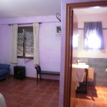 Hostal El Olmo Камарена-де-ла-Сьерра Экстерьер фото